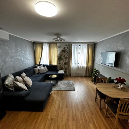 Next To The Presidential Palace Apartment Bratislava Ngoại thất bức ảnh